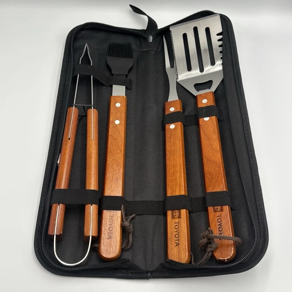Toyota Grill Set Bar-B-Q TMMI Employee Gift FJ Cruiser Tacoma Tundra 4 Runner